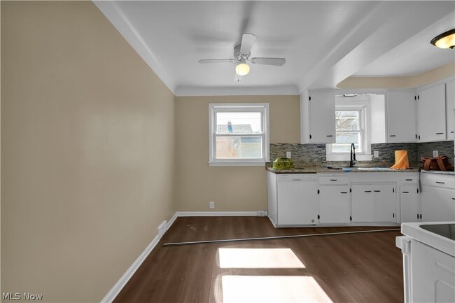 Building Photo - 3794 Salisbury Rd