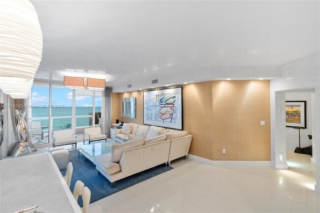 Building Photo - 17875 Collins Ave