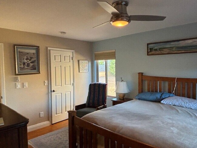 Building Photo - Welcome to this stunning 2-bedroom, 2-bathroom home, in Leisure World a 45+ Active Adult Resort C...