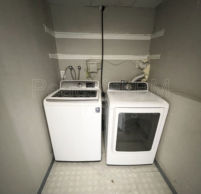 Building Photo - 4196 S 5400 W