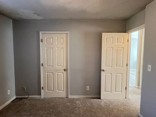 Building Photo - Really Cute Home in Lake Wildwood