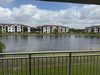 Building Photo - 9373 Fontainebleau Blvd