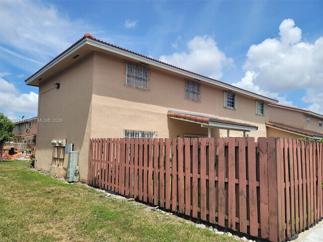 Building Photo - 13539 SW 62nd St