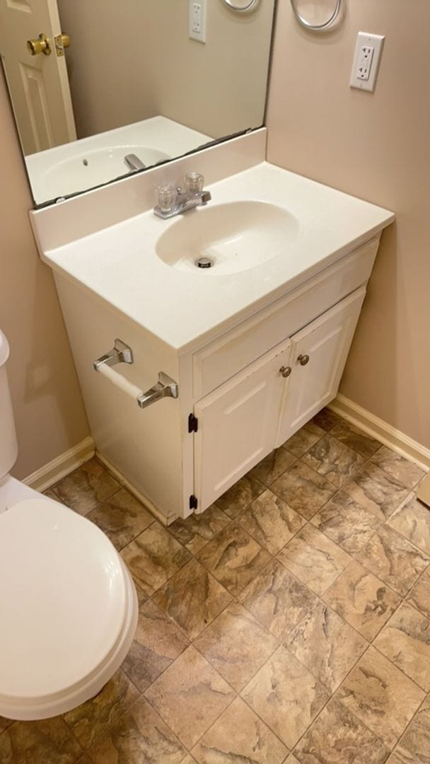 Building Photo - 805 Johnston Cove