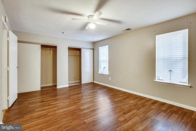 Building Photo - 1670 Brooksquare Dr