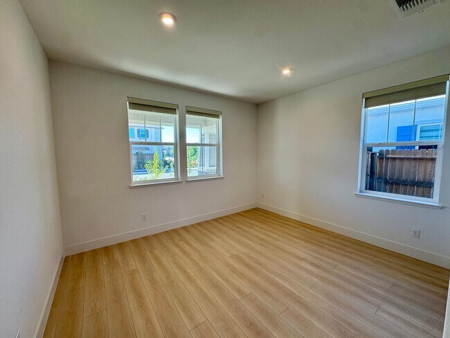Building Photo - 7602 Afonso Wy