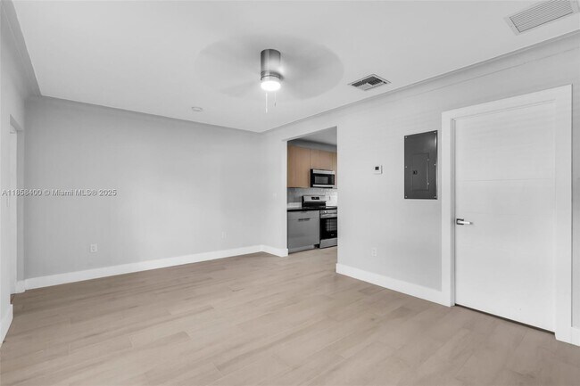 Building Photo - 351 NE 82nd St