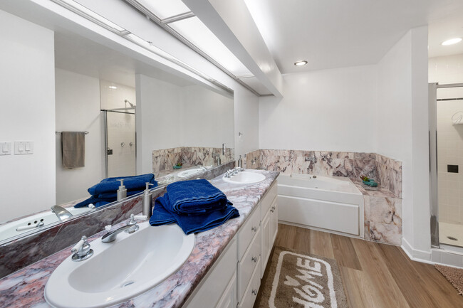Primary Bath - 1401 S Bentley Ave