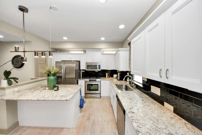 Building Photo - 4510 Inker St