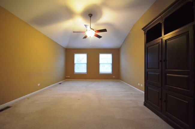 Building Photo - 8095 Boulder Ct