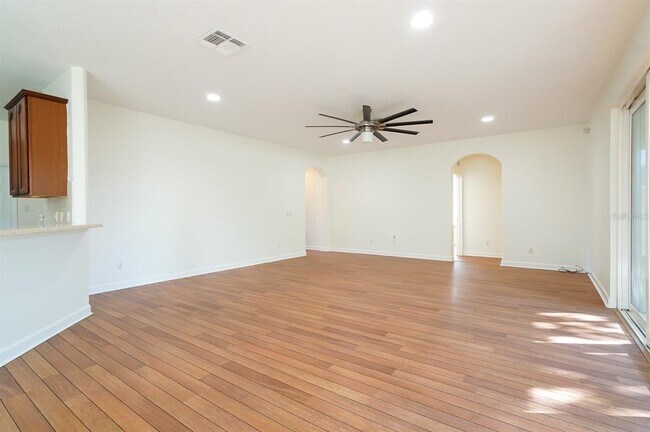 Building Photo - 4396 Conroy Club Dr