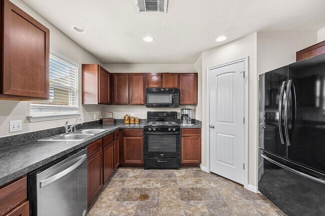 Building Photo - 4520 Graceful Ln