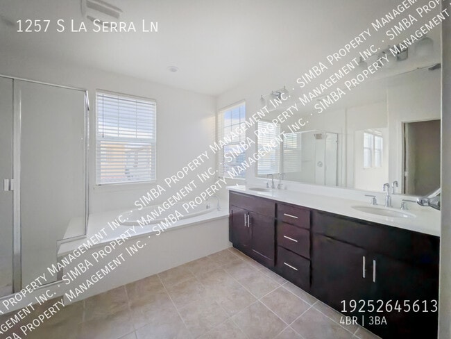 Building Photo - 1257 La Sera Ln