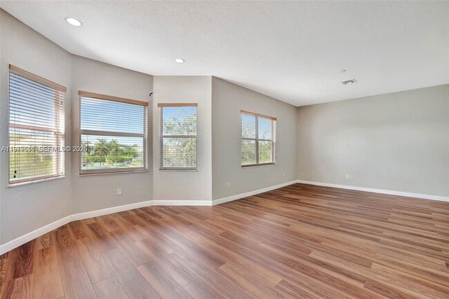 Building Photo - Southwest 51st Street, Miramar, FL 33027 - 5 BR 3.5 BA single-family home