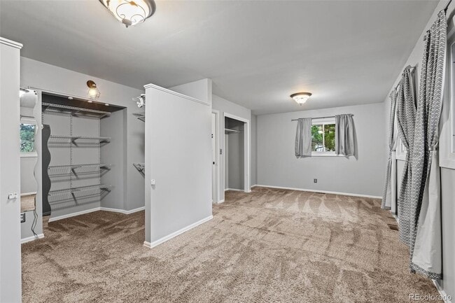 Building Photo - 3707 Lander Ln
