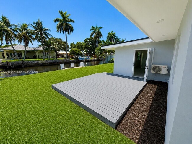 Building Photo - 2649 Key Largo Ln