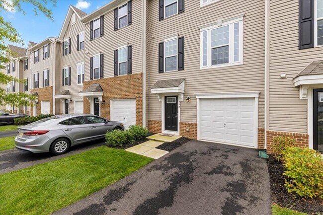 Building Photo - 162 Nathan Dr