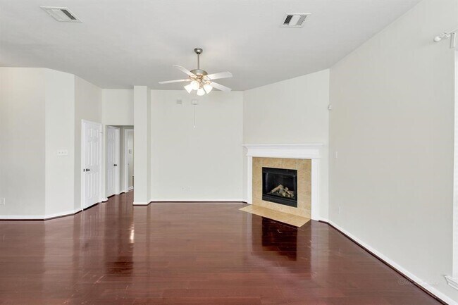 Building Photo - 19454 Plantation Cove Ln