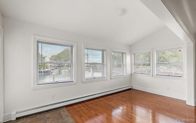 Building Photo - 37697 Mast Ct
