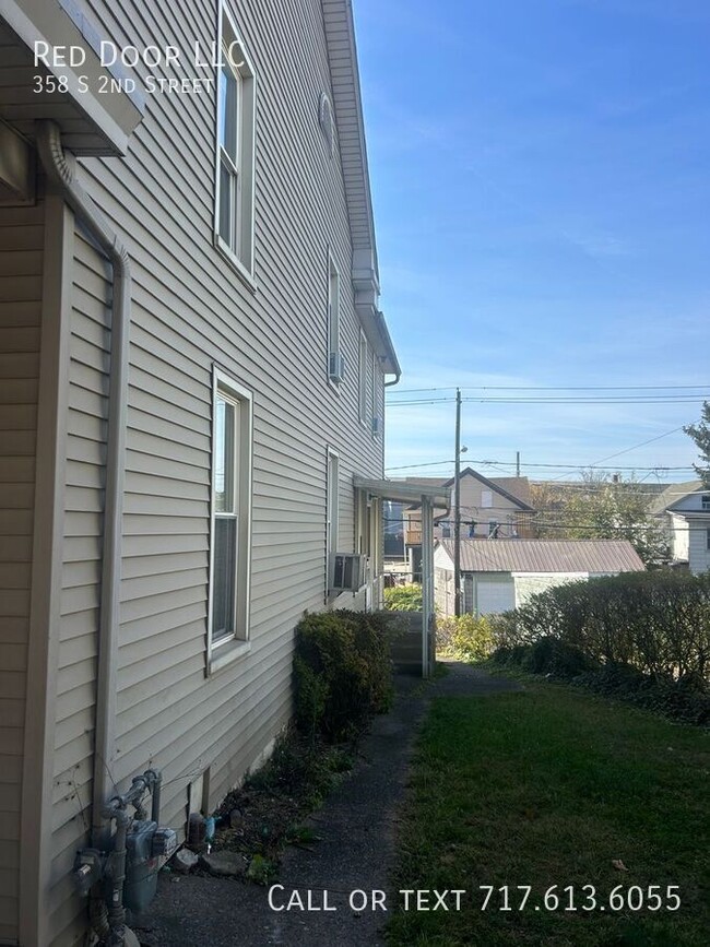 Building Photo - 3 bedroom duplex in Steelton