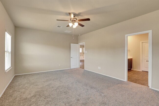 Building Photo - 13845 Rock Island Trl