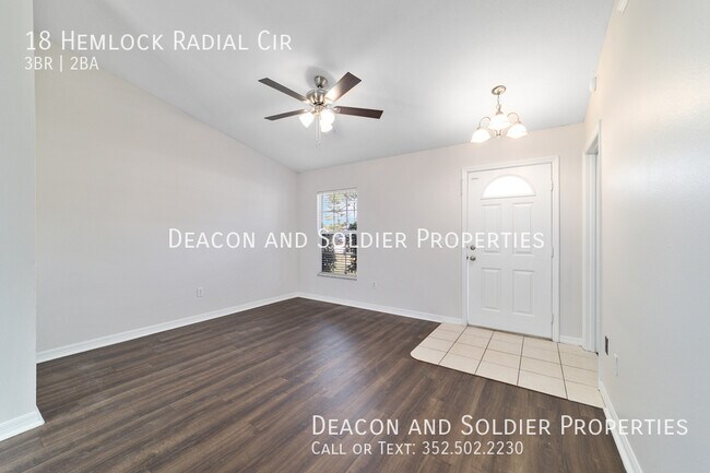 Building Photo - 18 Hemlock Radial Cir