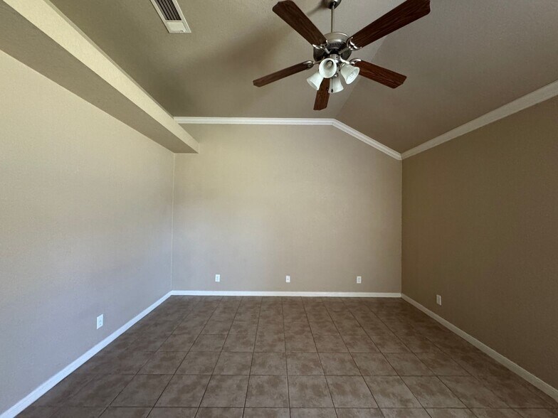 Building Photo - 1201 Powder River Dr