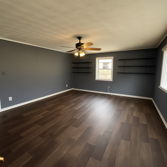 Building Photo - 1531 MS-9