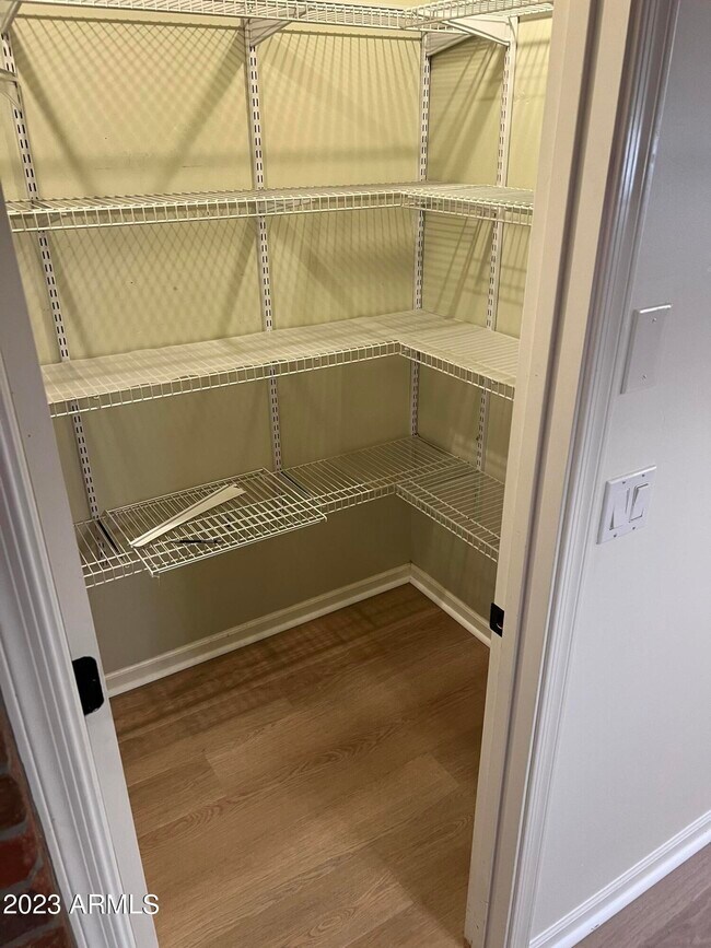 Building Photo - 4420 N 46th Pl