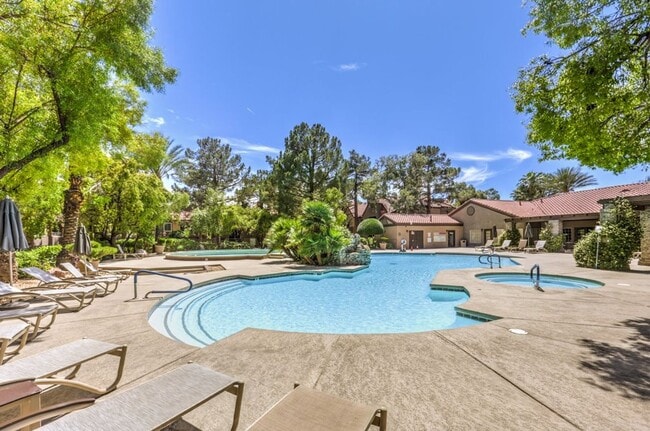 Building Photo - Fully Renovated Canyon Gate Condo | Guard Gated | Resort-Style Living