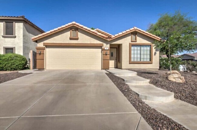 Primary Photo - 711 S Roca St