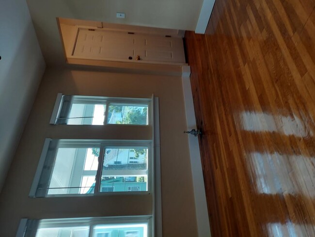 Building Photo - 1 bedroom in Quincy MA 02171