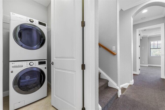 Building Photo - 6039 Printery St