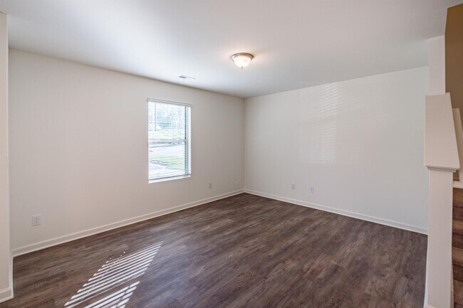 Building Photo - 510 Hobkirks Pl