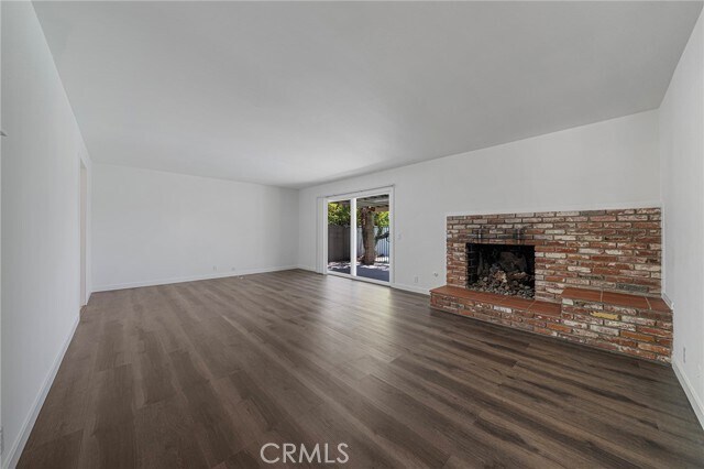 Building Photo - 9628 Mariposa Ave
