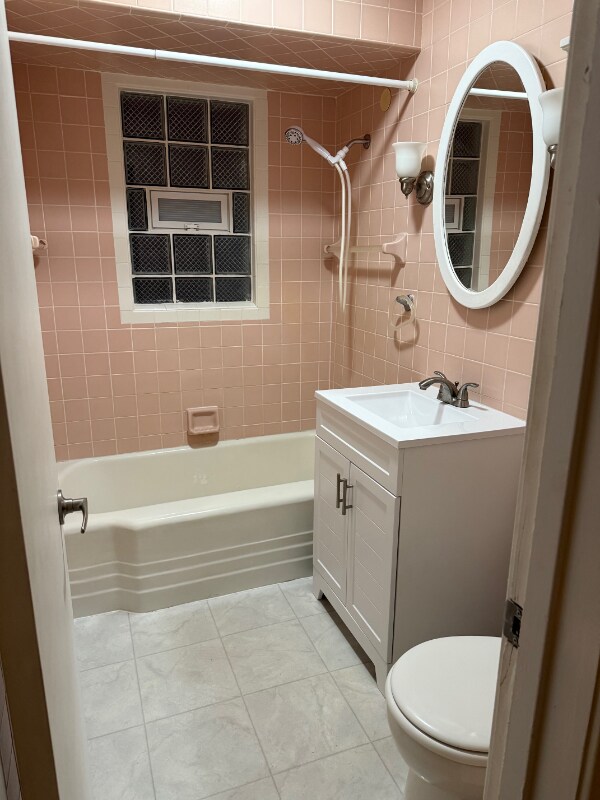 Building Photo - 2306 W 82nd Pl