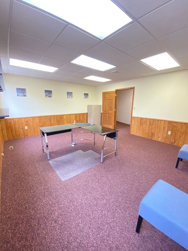 Building Photo - 118/120 E Huron