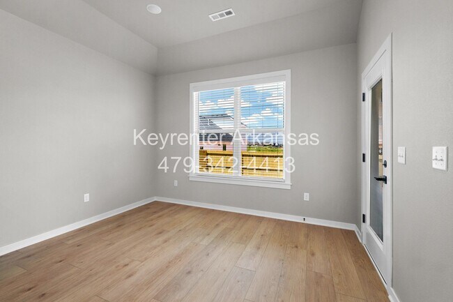 Building Photo - Live New in Bentonville | 3BR Beauty with Backyard