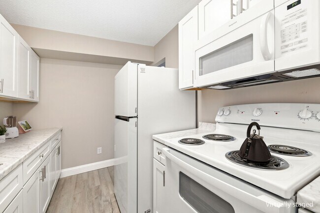 Building Photo - Bright 3-Bedroom, 1-Bath Apartment in Sumter, SC – Pinedale Apartments