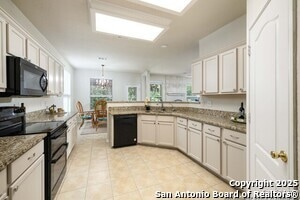 Building Photo - 729 San Gabriel