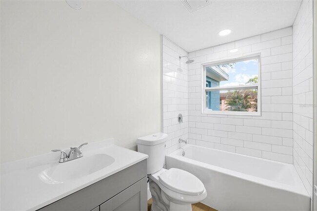 Building Photo - 4403 N 48th St