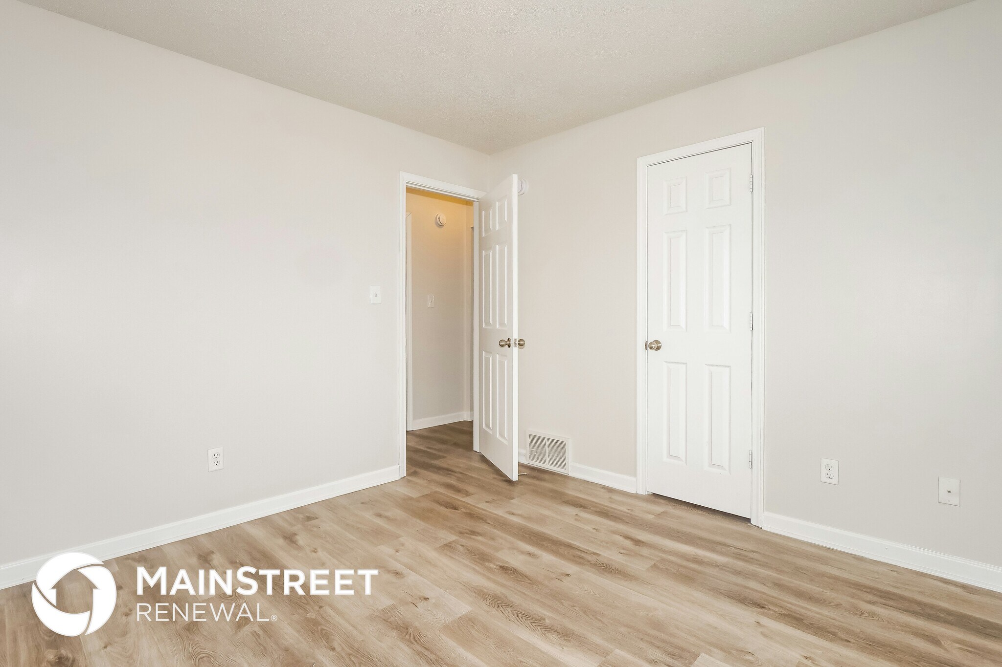 Building Photo - 1766 Dorchester Dr