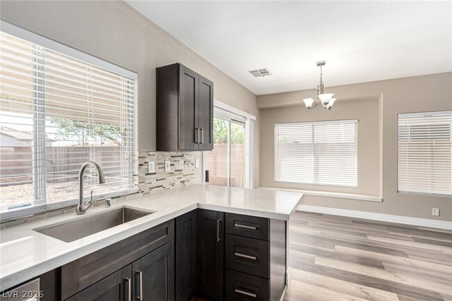 Building Photo - 5856 Golden Wing St