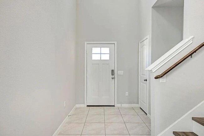 Building Photo - 6713 Branrust Dr