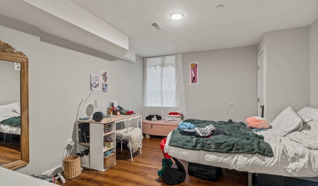 Building Photo - Temple Student Housing