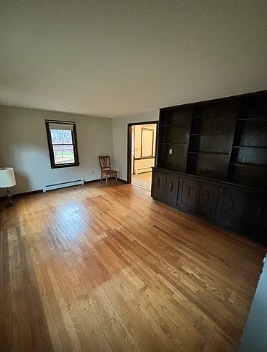 Building Photo - 683 Station Rd