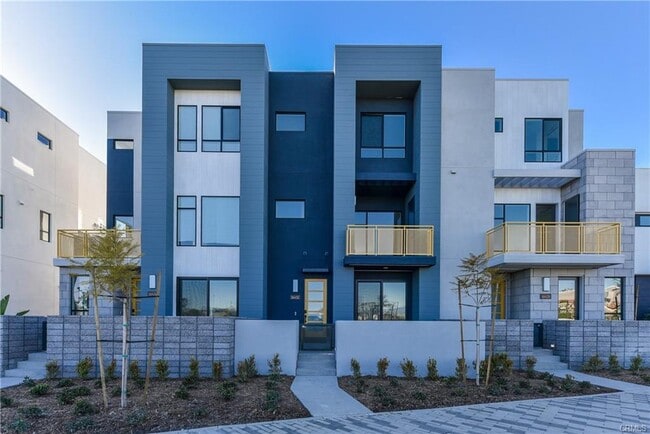 Building Photo - 16432 Compass Ave