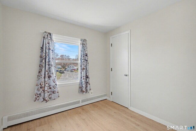 Building Photo - 41 Sunnybrook Bend