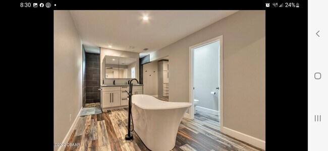 Master - 501 Silver Beach Ave