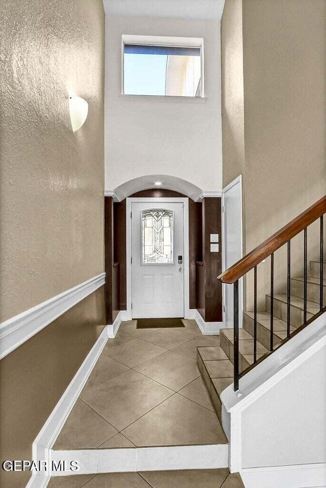 Building Photo - 6622 Dawn Dr